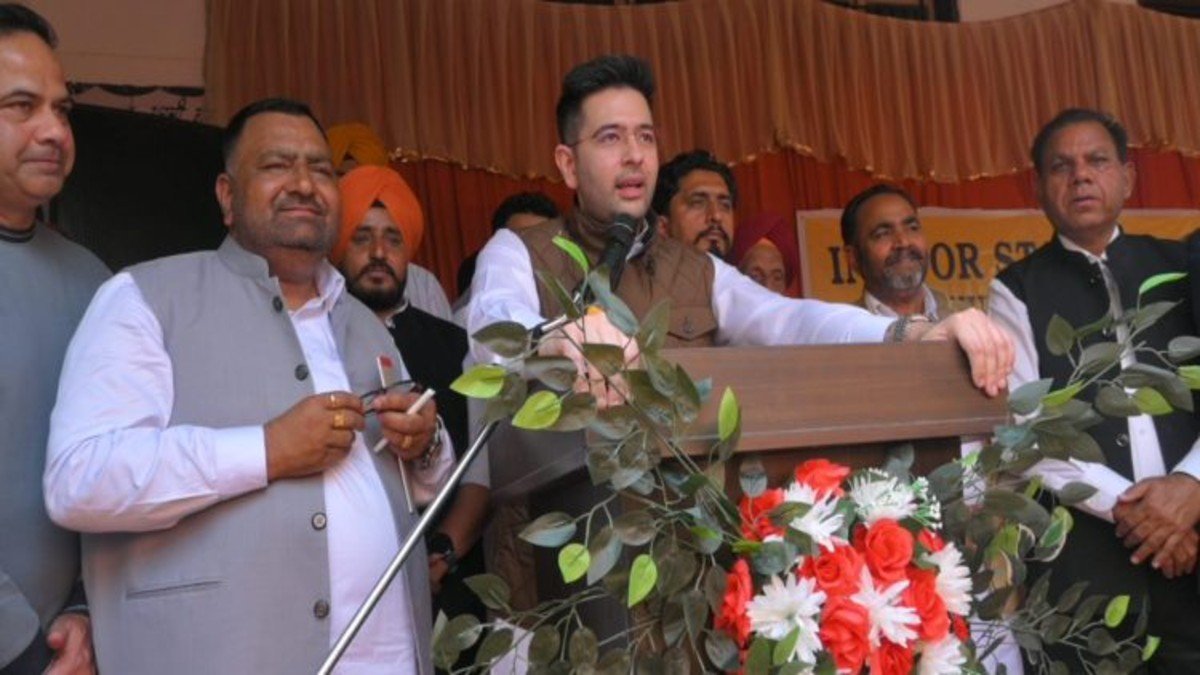 राज्यसभा सांसद राघव चड्ढा ने पंजाब के नूरपुर बेदी गांव में इनडोर खेल सुविधा के लिए ₹1 करोड़ एमपीलैड फंड आवंटित किया