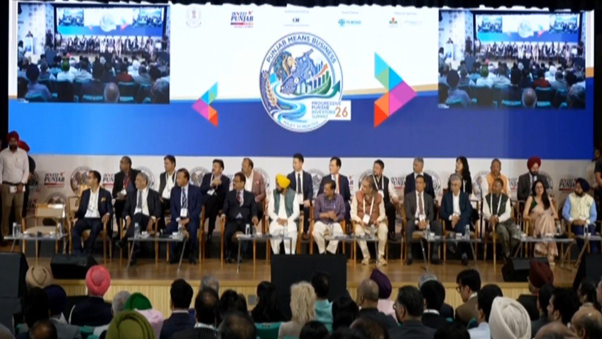 Mohali में प्रोग्रेसिव पंजाब इन्वेस्टर्स समिट शुरू: मिडिल ईस्ट को छोड़ कई देशों के उद्यमी ले रहे भाग, CM Mann ने किया उद्घाटन।