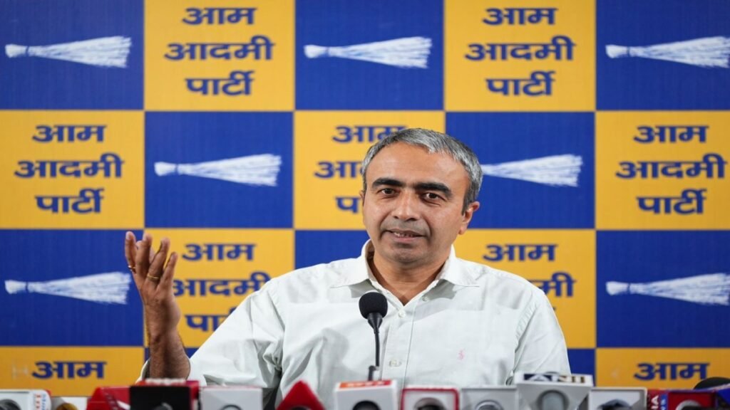 पंजाब में मंत्री संजीव अरोड़ा के घर ईडी की रेड पर AAP राष्ट्रीय मीडिया प्रभारी अनुराग ढांडा ने BJP पर उठाए सवाल