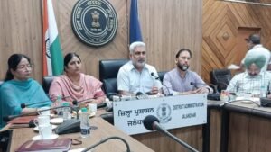 जालंधर में मंत्री लाल चंद काटारुचक पहुंचे, गेहूं खरीद के 24 घंटे में भुगतान; मंडियों में पुख्ता प्रबंध किए गए