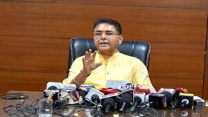 केंद्रीय मंत्री रवनीत बिट्टू के बयानों पर अमन अरोड़ा का तीखा पलटवार