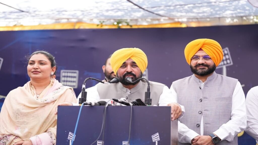 CM Mann ने विश्व स्तरीय सुविधाओं से लैस 250 ग्रामीण खेल मैदानों का किया उद्घाटन; कहा, Punjab के गांवों से अंतरराष्ट्रीय स्तर के खिलाड़ी पैदा होंगे