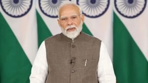 भीषण गर्मी के बीच Narendra Modi की अपील — “ज्यादा से ज्यादा पानी पिएं”