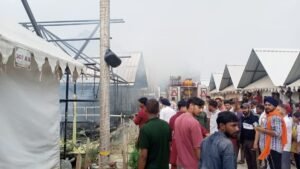 श्री आनंदपुर साहिब की टेंट सिटी में भीषण आग, दर्जनभर केबिन जलकर राख, बड़ा हादसा टला