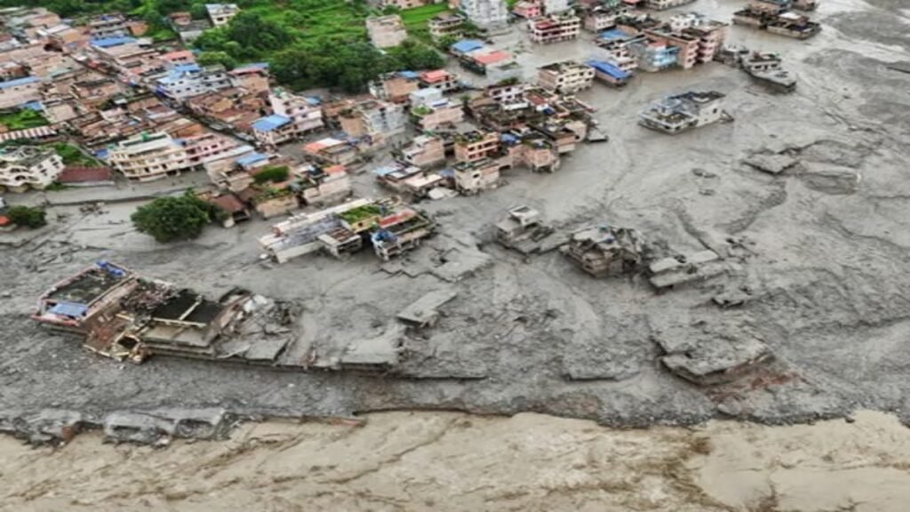 नेपाल में कुदरत का कहर! बाढ़ और भूस्खलन से 626 मौतें, 2,426 लोग अब भी लापता
