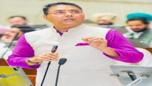 अमन अरोड़ा ने शाहकोट हलके में नौकरियों के मामले में कांग्रेसी विधायक लाडी को घेरा