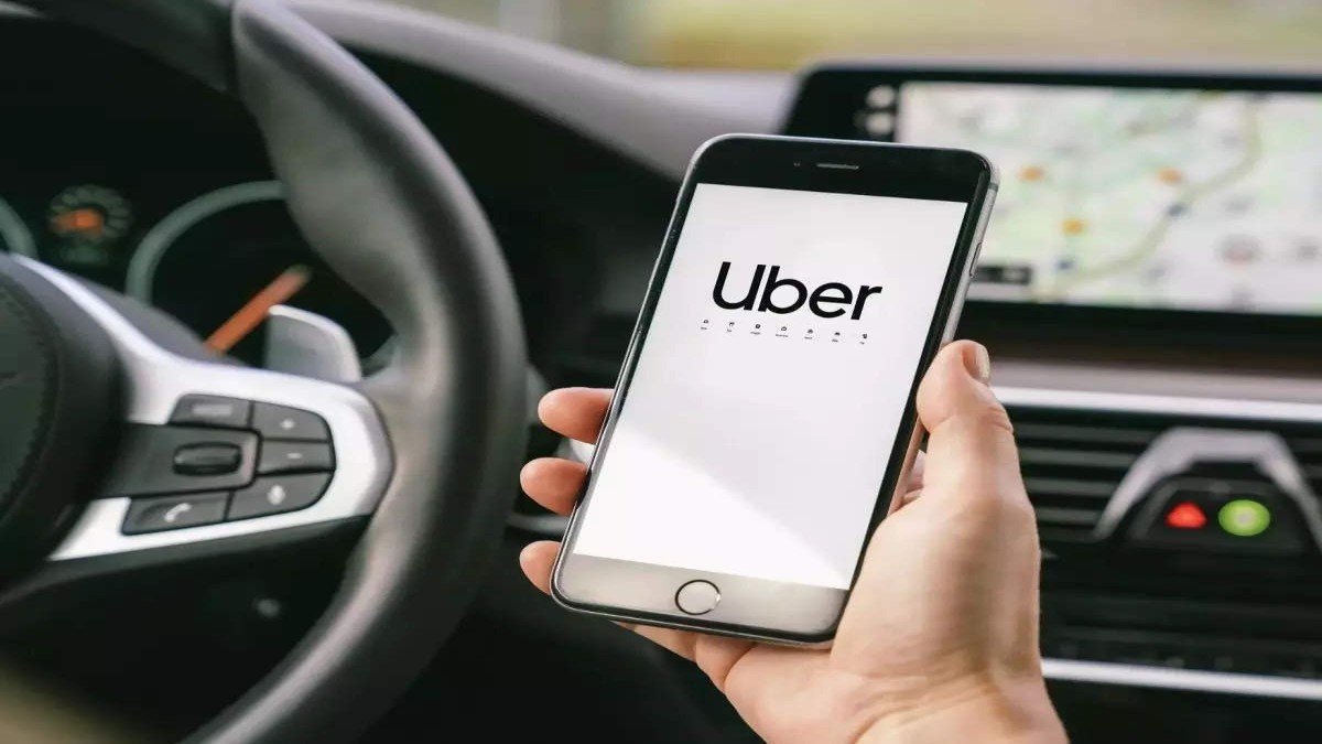 चंडीगढ़ में Uber-Rapido पर बड़ी कार्रवाई, दोनों कंपनियों के लाइसेंस 6 महीने के लिए सस्पेंड