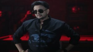 हथियारों की नुमाइश पड़ी भारी! पंजाबी गायक आर नेट और शिवा चौधरी को हरियाणा पुलिस का नोटिस