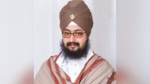 संत रणजीत सिंह ढडरियांवाले के काफिले की टेंपो ट्रैवल हादसाग्रस्त, ट्रैक्टर-ट्रॉली से हुई जोरदार टक्कर