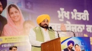 CM भगवंत सिंह मान ने ‘मुख्यमंत्री सेहत योजना’ के तहत बने 1.26 करोड़ कार्डों के वितरण की शुरुआत की, 54 लाख परिवारों को मिली स्वास्थ्य सुरक्षा